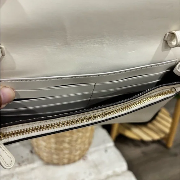 Coach Wallet - Picture 9 of 9